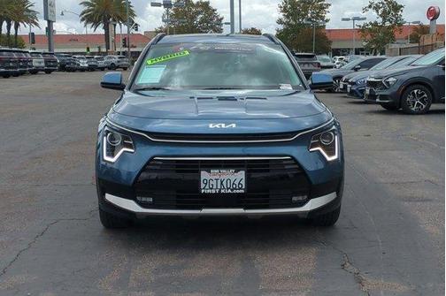 Mineral Blue 2023 Kia Niro EX Touring