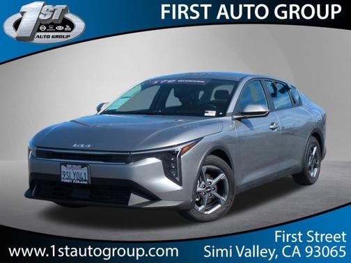 2025 Kia K4 LXS