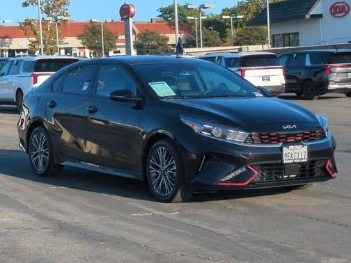 2023 Kia Forte GT-Line