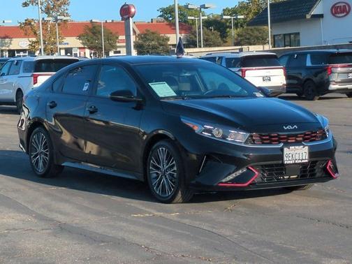 2023 Kia Forte GT-Line