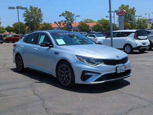 2020 Kia Optima SE