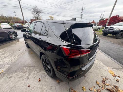 2024 Chevrolet Equinox LS