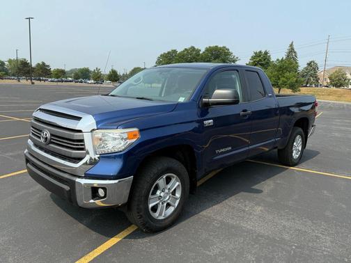 2014 Toyota Tundra SR5