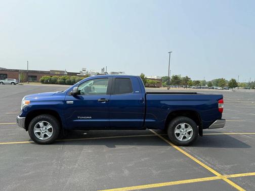 2014 Toyota Tundra SR5