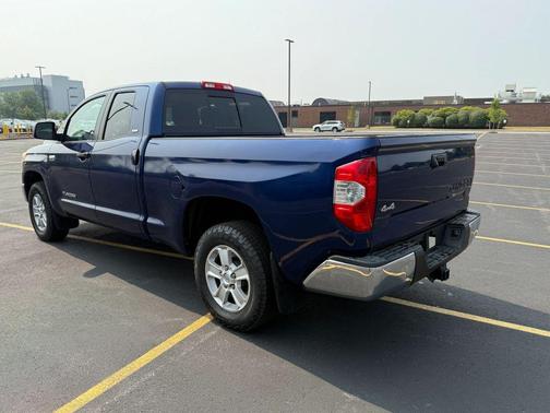 2014 Toyota Tundra SR5