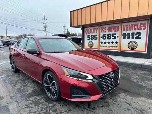 2024 Nissan Altima SR FWD