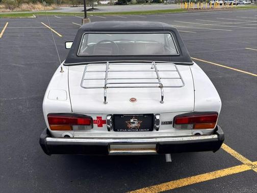 1973 FIAT Spider 2000 Base