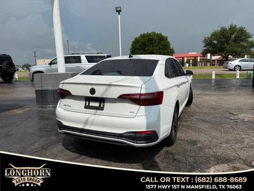 Oryx White Pearl 2022 Volkswagen Jetta 1.5T SE