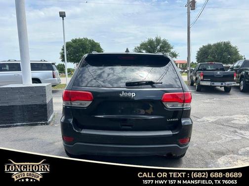 Brilliant Black Crystal Pearlcoat 2014 Jeep Grand Cherokee Laredo