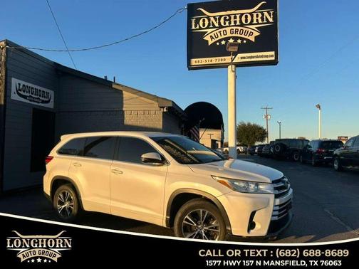 2017 Toyota Highlander LE I4