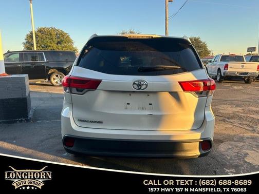 2017 Toyota Highlander LE I4