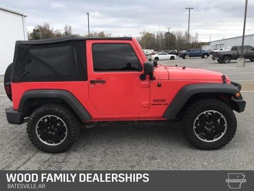 Photo 4 of 24 of 2013 Jeep Wrangler Sport