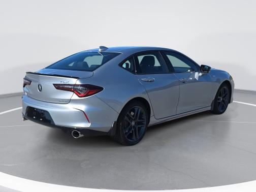 2025 Acura TLX 