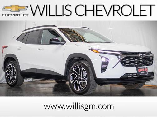 Summit White 2024 Chevrolet Trax FWD 2RS