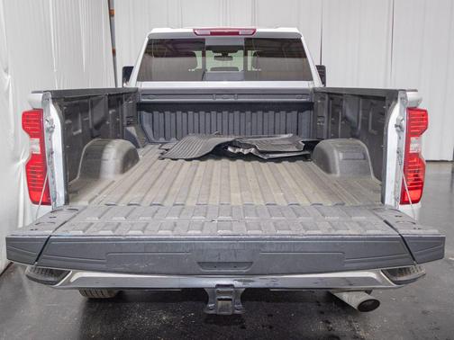 Silver Ice Metallic 2022 Chevrolet Silverado 2500 LT