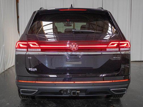 2025 Volkswagen Atlas 2.0T SE w/Technology 4MOTION