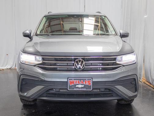 Platinum Gray Metallic 2024 Volkswagen Tiguan 2.0T S 4MOTION