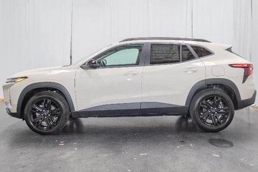 White Sands 2026 Chevrolet Trax FWD ACTIV
