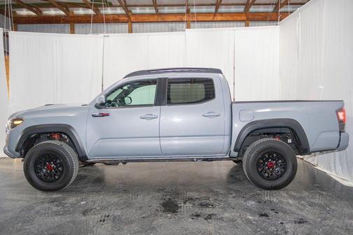 2017 Toyota Tacoma Base