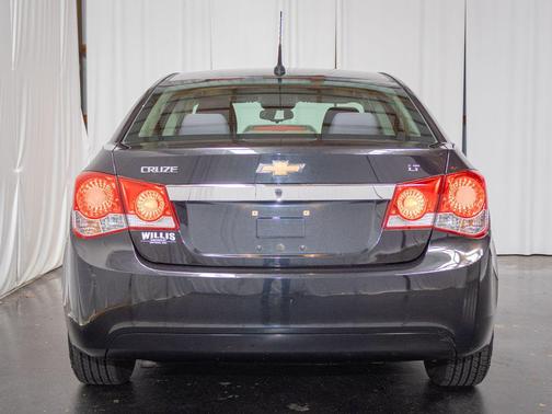 Black Granite Metallic 2014 Chevrolet Cruze 1LT