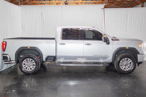 2020 GMC Sierra 2500 Denali