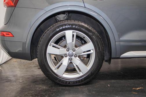 2018 Audi Q5 2.0T Tech Premium