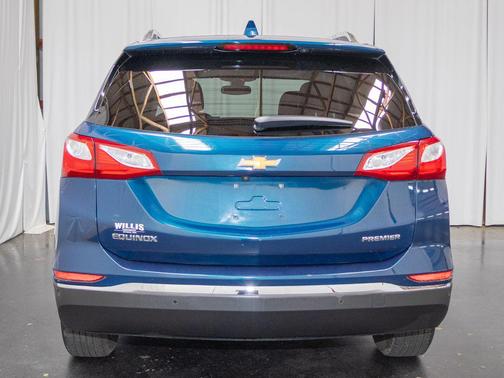 Pacific Blue Metallic 2021 Chevrolet Equinox Premier w/1LZ