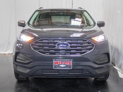 2021 Ford Edge SE
