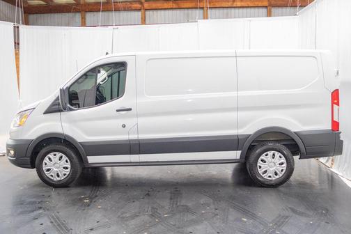 2021 Ford Transit-250 Base