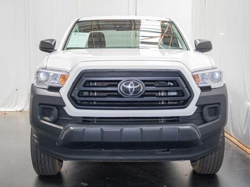 White 2022 Toyota Tacoma SR
