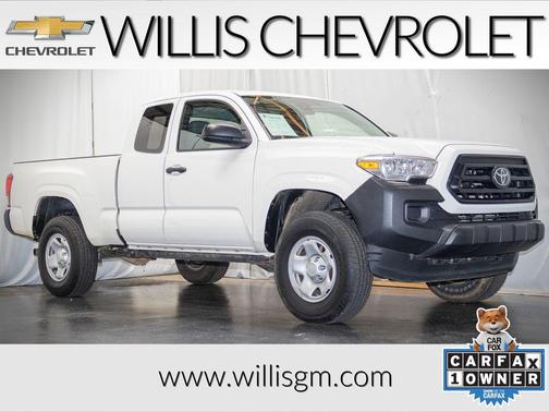 White 2022 Toyota Tacoma SR
