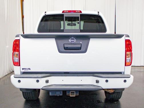 2021 Nissan Frontier SV