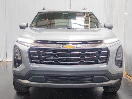 Sterling Gray Metallic 2025 Chevrolet Equinox 1LT