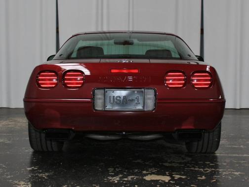 Photo 3 of 19 of 1993 Chevrolet Corvette