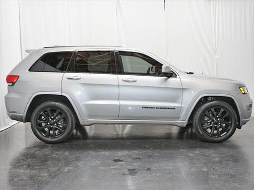 Billet Silver Metallic Clearcoat 2019 Jeep Grand Cherokee Altitude
