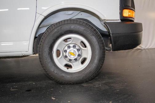 2016 Chevrolet Express 2500 Work Van