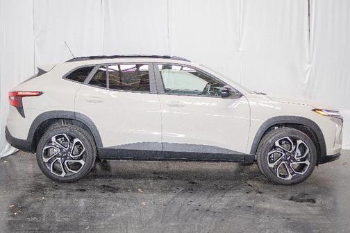 White Sands 2026 Chevrolet Trax FWD 2RS