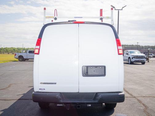 Summit White 2022 Chevrolet Express 2500 Work Van
