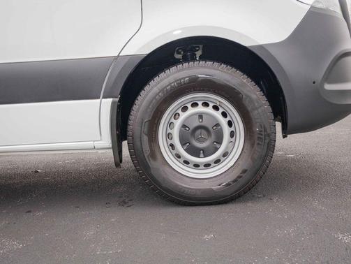 2021 Mercedes-Benz Sprinter 2500 Crew 170 WB