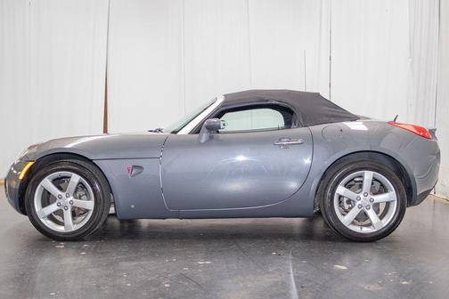 Sly (Dark Steel Gray Metallic) 2008 Pontiac Solstice Base