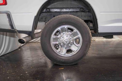 2022 RAM 2500 Tradesman Crew Cab 4x4 6'4' Box