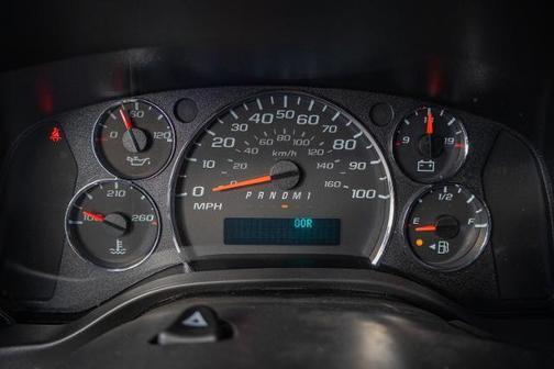 2025 Chevrolet Express 2500 RWD 2500 Regular Wheelbase WT