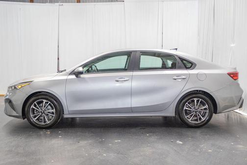 Steel Gray 2023 Kia Forte LXS