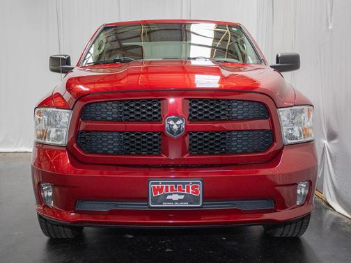 Deep Cherry Red Crystal Pearlcoat 2014 RAM 1500 Tradesman/Express