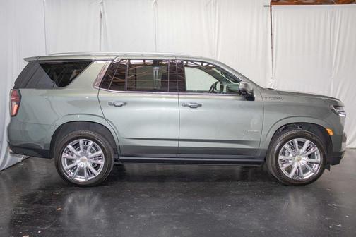 2023 Chevrolet Tahoe 4WD High Country