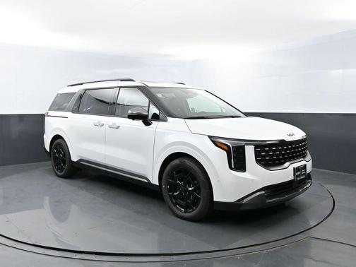 Snow White Pearl 2026 Kia Carnival SX