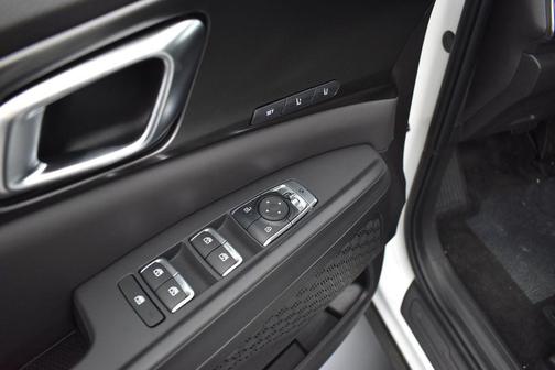 Snow White Pearl 2026 Kia Carnival SX