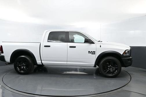 Bright White Clearcoat 2024 RAM 1500 Classic SLT