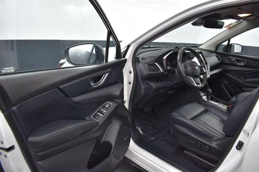 Crystal White Pearl 2024 Subaru Ascent Limited