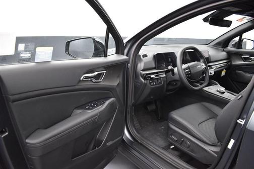Shadow 2026 Kia Sportage Hybrid X-Line